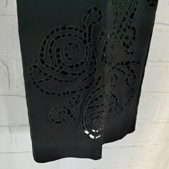 Joseph Ribkoff Black floral paisley laser cut hem Mid rise Pants Size 12 - Picture 2 of 9